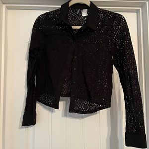 H&M Divided Lace Button Down Crop top
